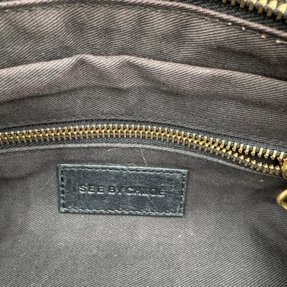 See by Chloe Black and Gold Textured Crossbody Bag - Picture 6 of 10